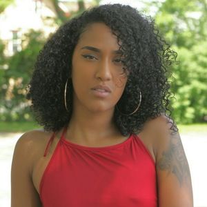 Meet your Posher, Alexzandria